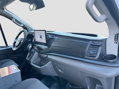 Used 2025 Ford Transit 250 Low Roof w/ Fleet Fuel Economy Package image 28