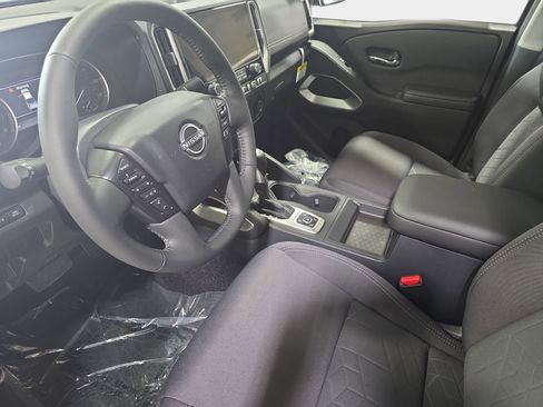 New 2026 Nissan Frontier SV w/ All-Weather Content Package AWD/4WD image 15