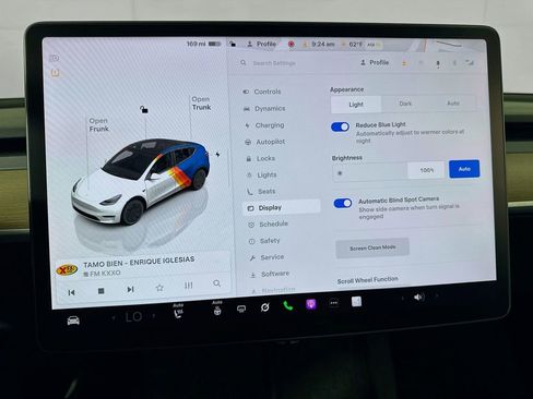 Used 2022 Tesla Model Y Long Range AWD/4WD image 36