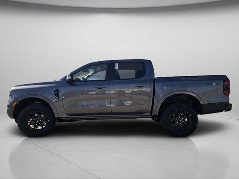 New 2025 Ford Ranger Lariat w/ Black Appearance Package image 5