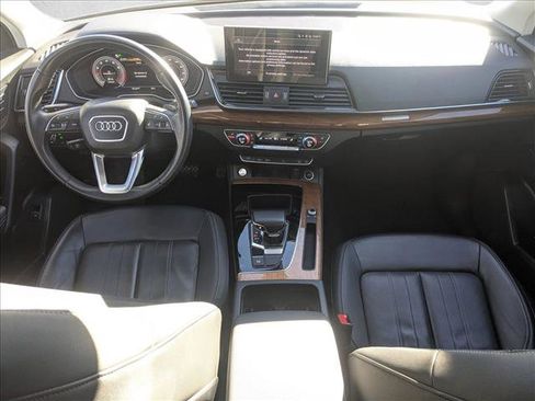 Used 2022 Audi Q5 2.0T Premium Plus image 16