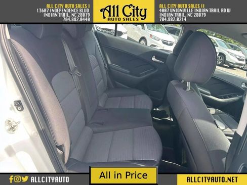 Used 2018 Kia Forte LX w/ LX Popular Package image 17