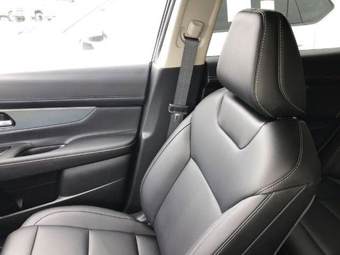 Certified 2025 Nissan Murano SL w/ Cargo Package image 24