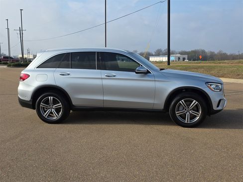 Used 2021 Mercedes-Benz GLC 300 image 9