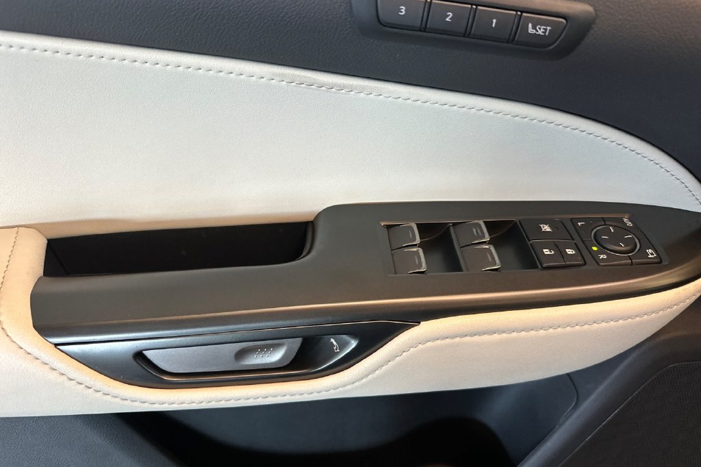 Used 2026 Lexus NX 350 AWD w/ Accessory Package (K3) image 11