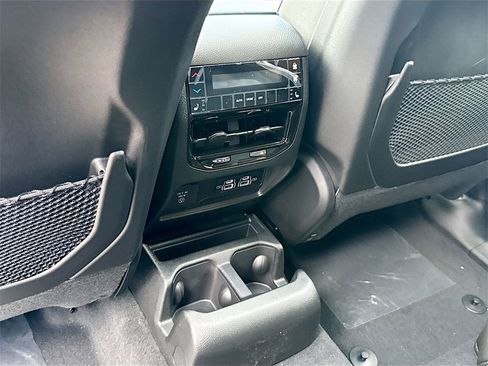 New 2025 Jeep Grand Cherokee L Limited w/ Black Appearance Package image 28