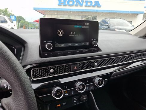 Certified 2023 Honda Civic LX image 23
