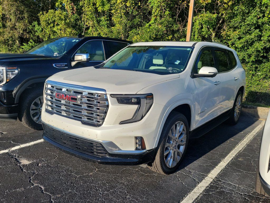 Used 2024 GMC Acadia Denali w/ Super Cruise Package FWD image 3