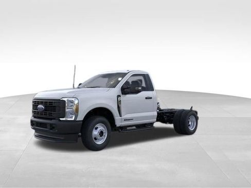 New 2025 Ford F350 XL image 6