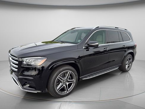 New 2026 Mercedes-Benz GLS 450 4MATIC image 10