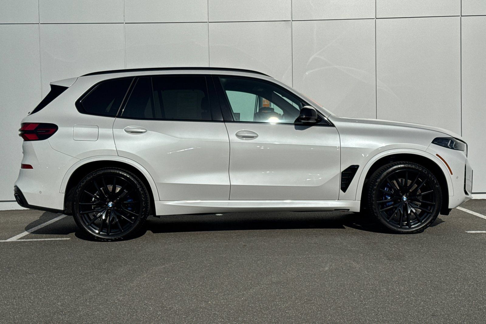 Used 2024 BMW X5 M60i w/ Executive Package AWD/4WD image 6
