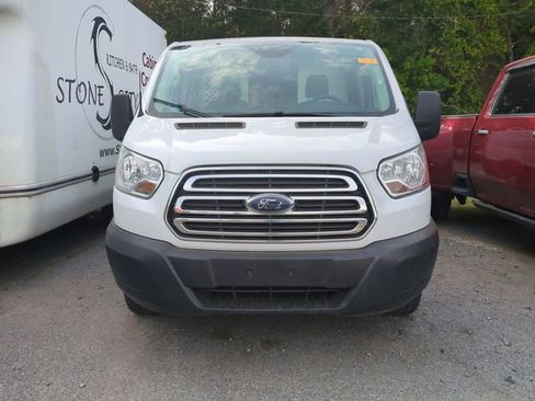 Used 2016 Ford Transit 250 130 Low Roof w/ Exterior Upgrade Package RWD image 3