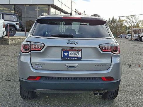 Certified 2022 Jeep Compass Limited w/ Sun and Sound Group AWD/4WD image 12