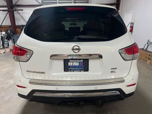 Used 2014 Nissan Pathfinder SL w/ SL Tech Package AWD/4WD image 6