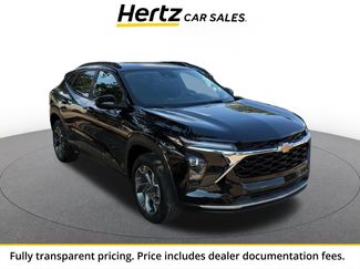 Used 2025 Chevrolet Trax LT FWD video 1