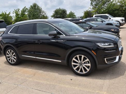 Used 2019 Lincoln Nautilus Select FWD image 5