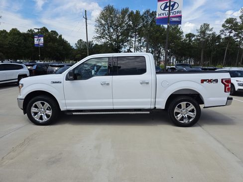 Used 2020 Ford F150 XLT w/ Equipment Group 302A Luxury AWD/4WD image 8