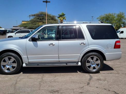 Used 2010 Ford Expedition Limited RWD image 5