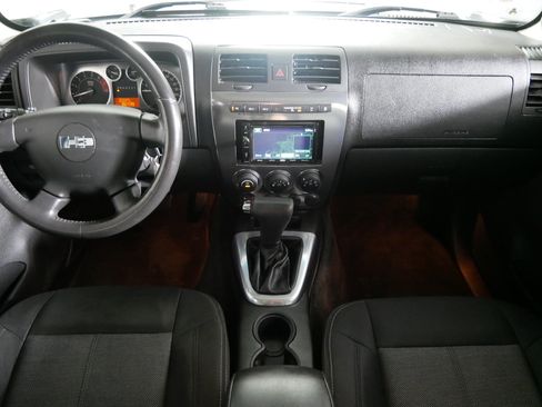 Used 2008 HUMMER H3 AWD/4WD image 10