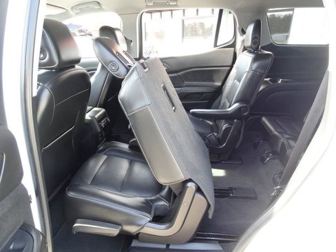 Used 2019 GMC Acadia SLT FWD image 12