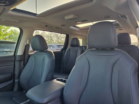 New 2026 Kia Carnival SX Prestige FWD image 23
