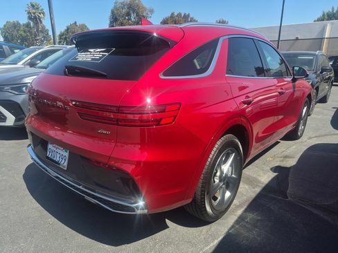 Used 2026 Genesis GV70 2.5T AWD/4WD image 5
