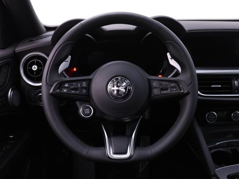 New 2025 Alfa Romeo Stelvio Sprint AWD/4WD image 16