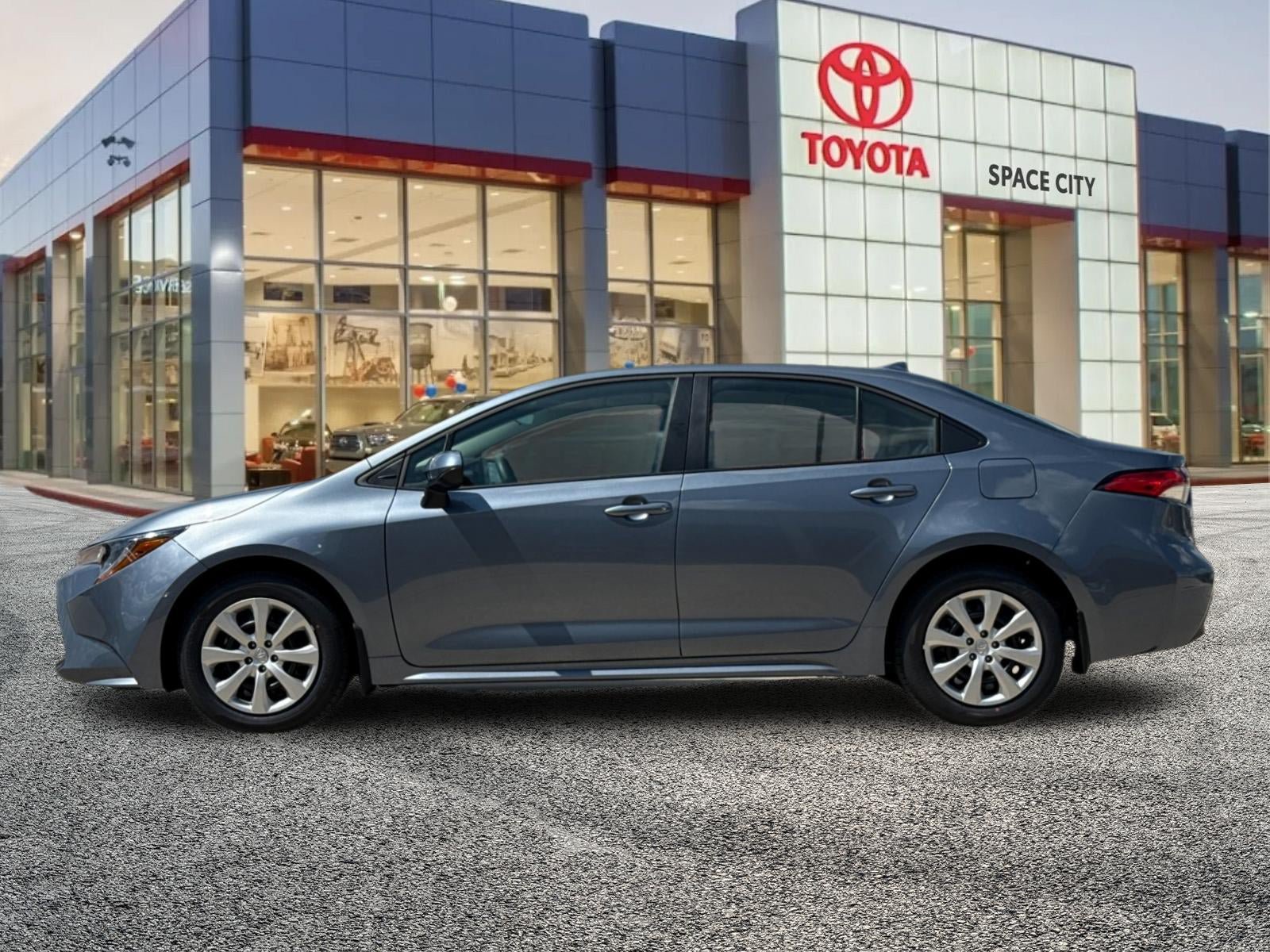 New 2027 Toyota Corolla LE FWD image 3