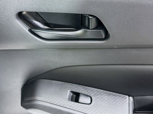 Used 2026 Nissan Altima 2.5 SV FWD image 30