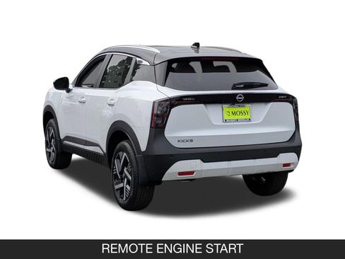 New 2026 Nissan Kicks SV image 7