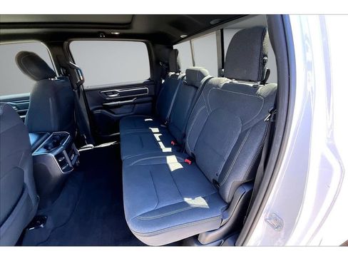 Used 2019 RAM 1500 Big Horn AWD/4WD image 36