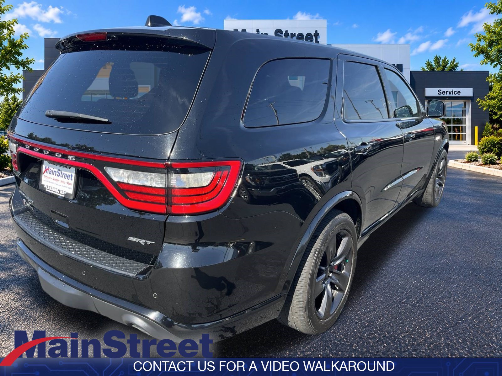 Used 2018 Dodge Durango SRT w/ Technology Group AWD/4WD image 7
