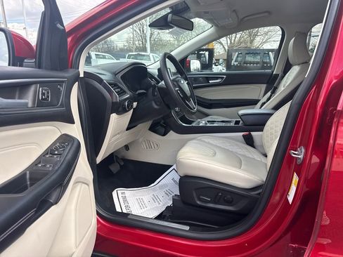 Used 2023 Ford Edge Titanium w/ Equipment Group 301A image 24