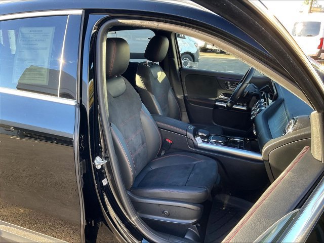 Certified 2023 Mercedes-Benz GLA 250 4MATIC image 30