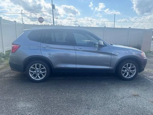 Used 2013 BMW X3 xDrive28i AWD/4WD image 2