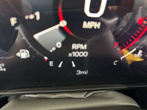 New 2026 GMC Yukon AT4 w/ LPO, Floor Liner Package image 34