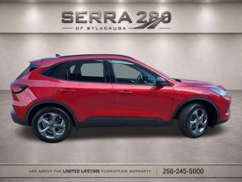 Used 2025 Ford Escape ST-Line w/ Cold Weather Package FWD image 4