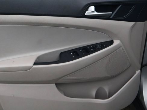 Used 2020 Hyundai Tucson SEL FWD image 14