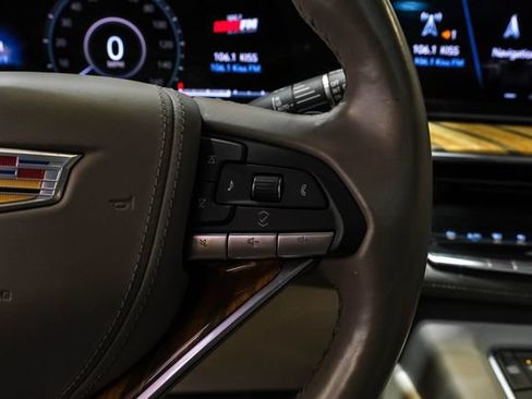 Used 2021 Cadillac Escalade ESV Sport Platinum RWD image 20