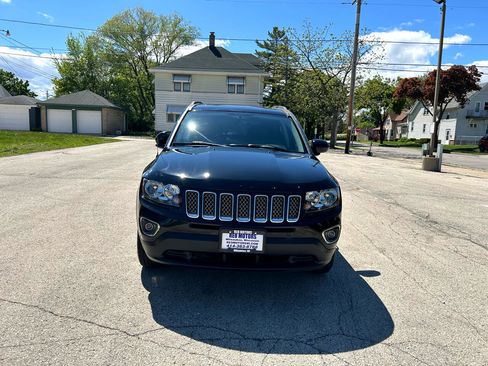 Used 2017 Jeep Compass High Altitude image 2