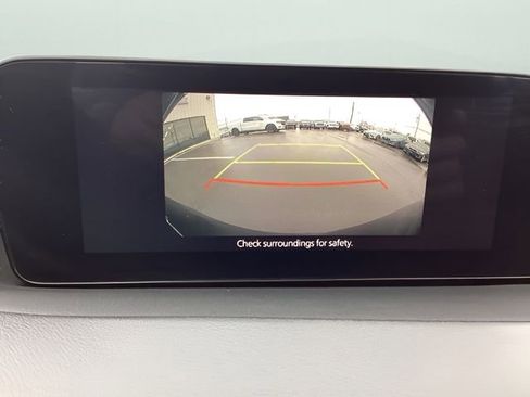 Used 2024 MAZDA MAZDA3 s image 24