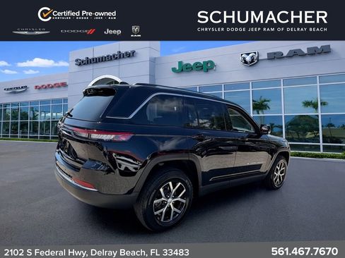 Certified 2024 Jeep Grand Cherokee Limited AWD/4WD image 7