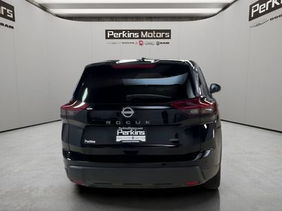 Used 2025 Nissan Rogue SV