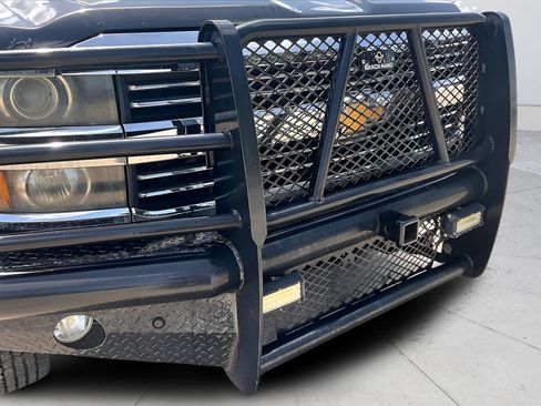 Used 2016 Chevrolet Silverado 3500 High Country w/ Duramax Plus Package AWD/4WD image 34