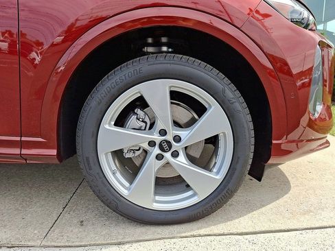 New 2025 Audi Q5 Premium Plus image 7