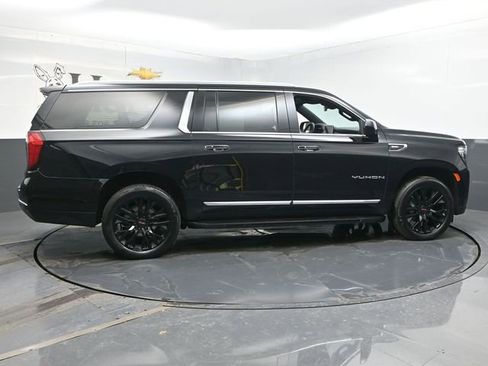 Used 2023 GMC Yukon XL SLT image 39