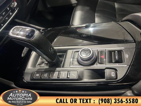 Used 2019 Maserati Levante GranSport image 42