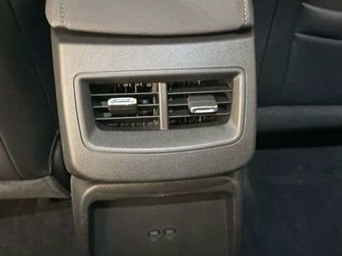 Used 2025 Chevrolet Equinox EV LT FWD image 28