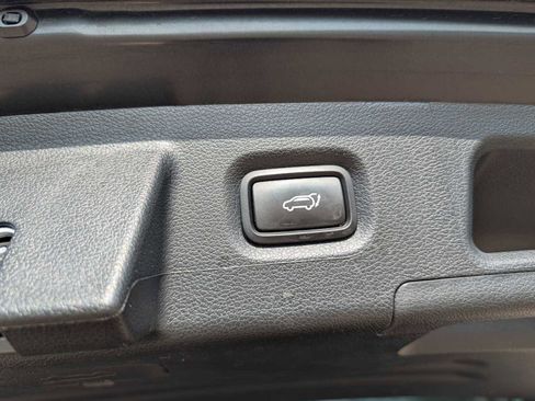 Used 2023 Hyundai Santa Fe SEL w/ Premium Package image 27