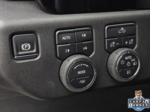 Used 2025 Chevrolet Silverado 1500 LT Trail Boss w/ Convenience Package II AWD/4WD image 20